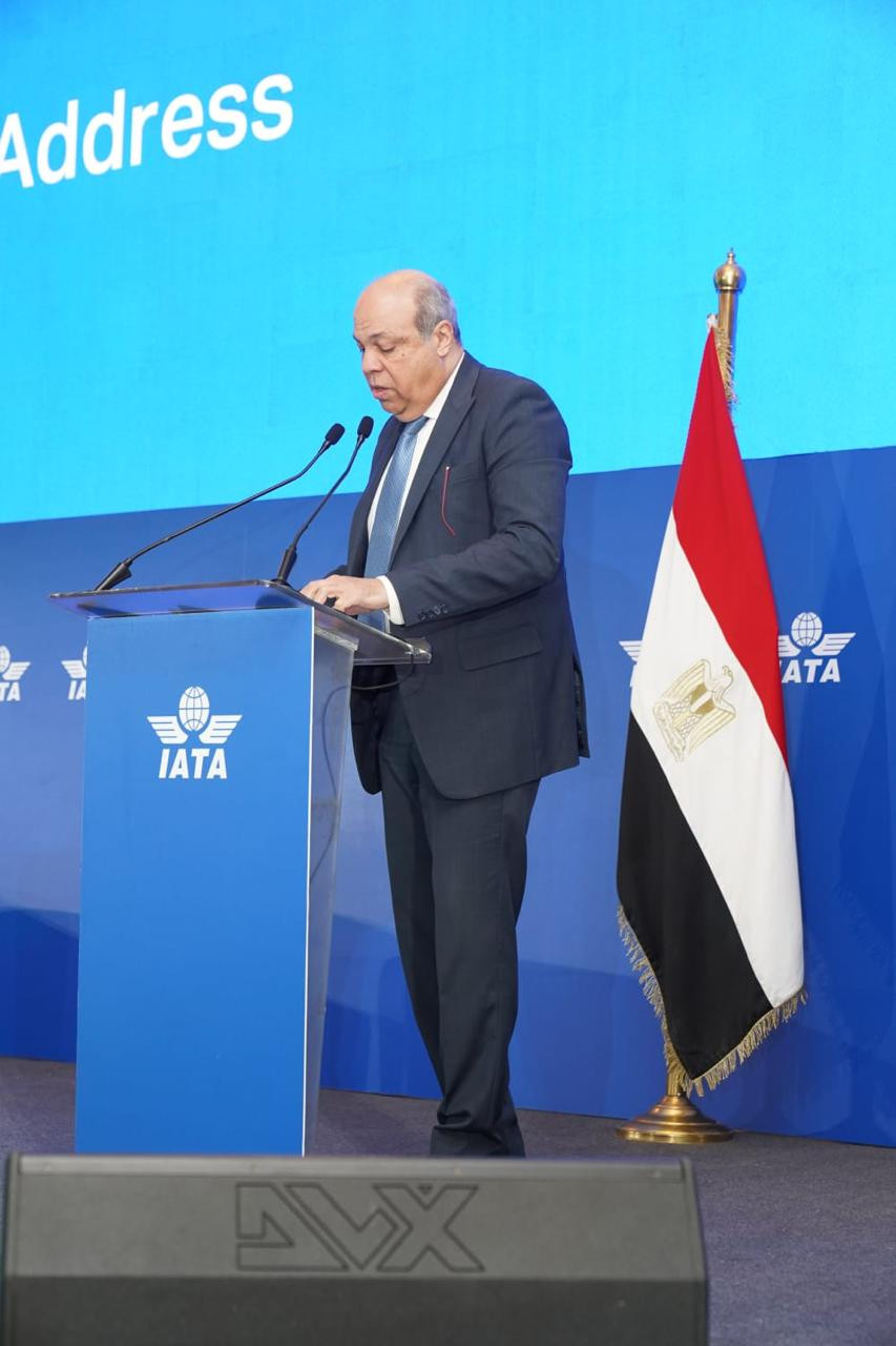 وزير الطيران
