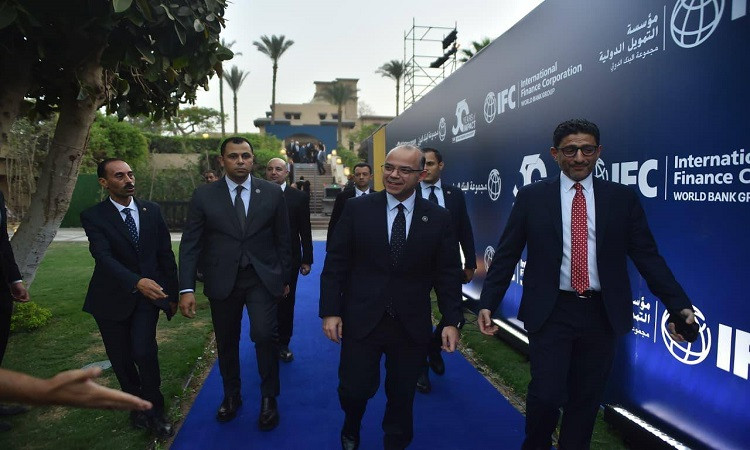 وزير الاستثمار
