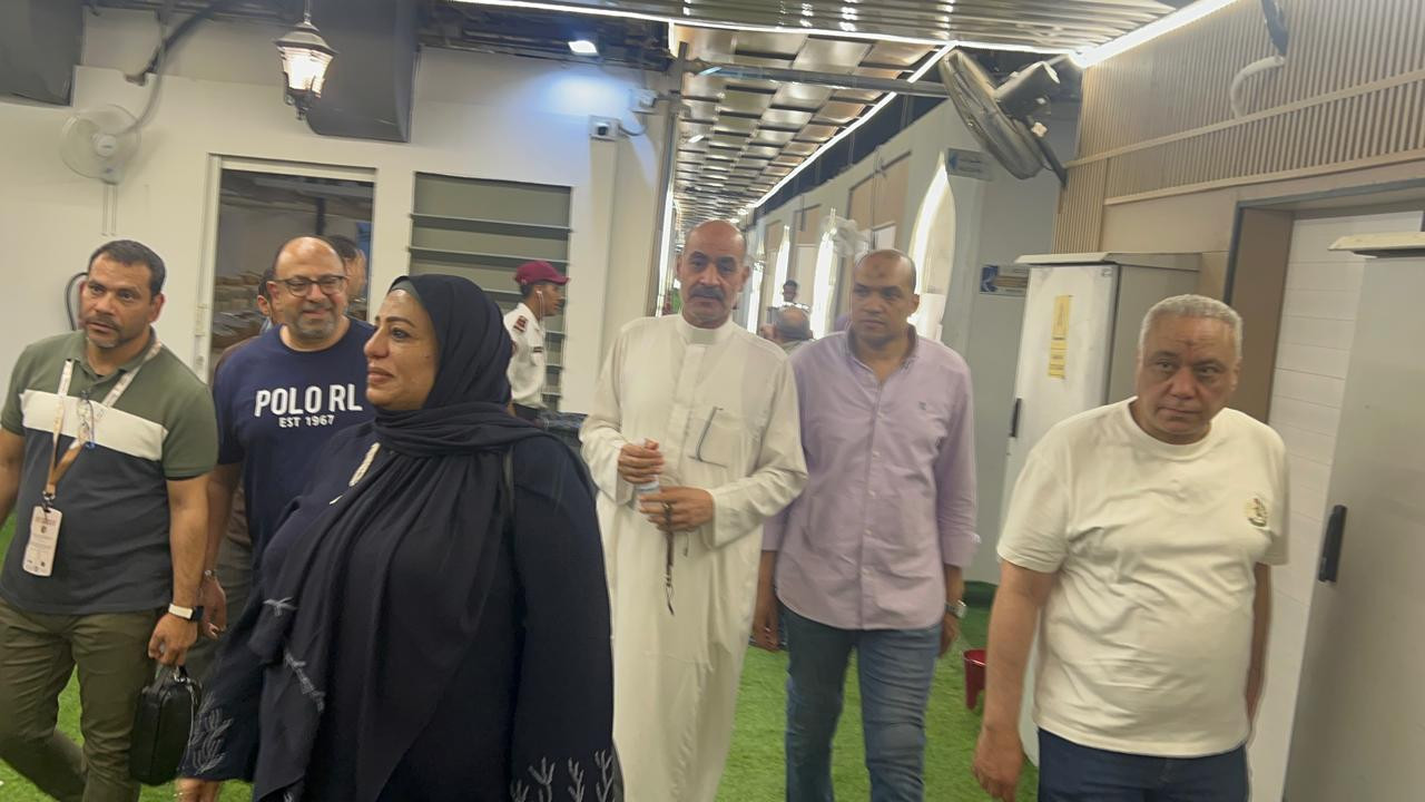 سس