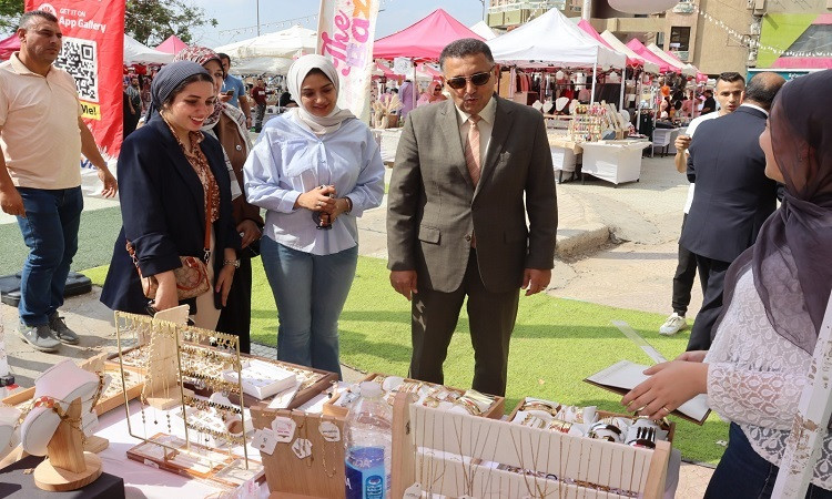 محافظ القليوبية يتفقد معرض 
