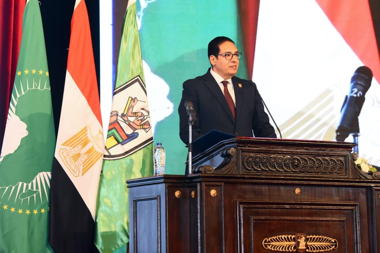وزير الخارجية