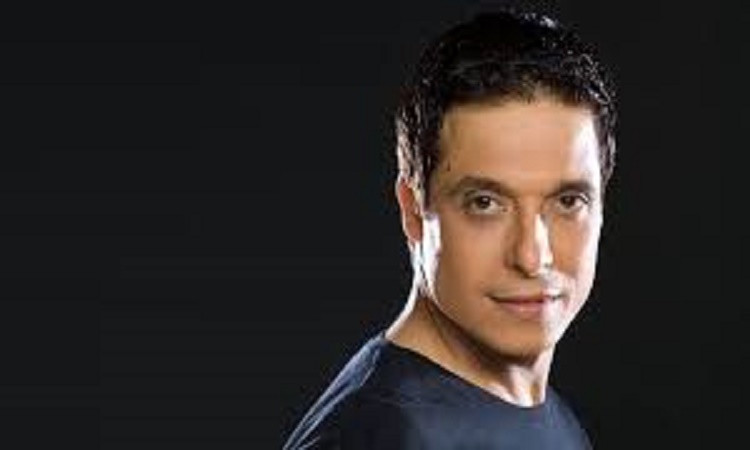 من كواليس مسرح الريحاني إلى وجدان الجمهور..حكاية الفنان الراحل عامر من
