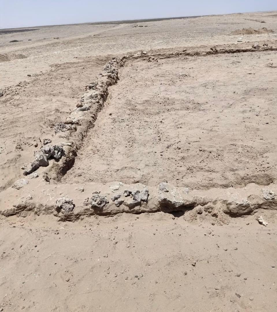 مجموعة من صهاريج المياه والمنشآت الخدمية بميناء عيذاب