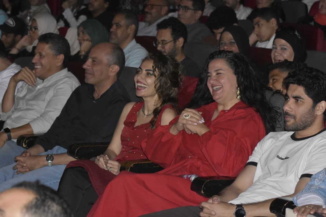 انطلاق تياتر و
