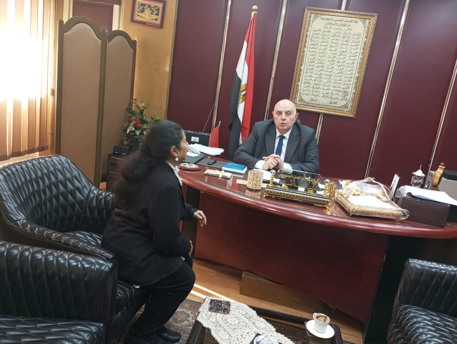 حوار مع رئيس الإذاعة