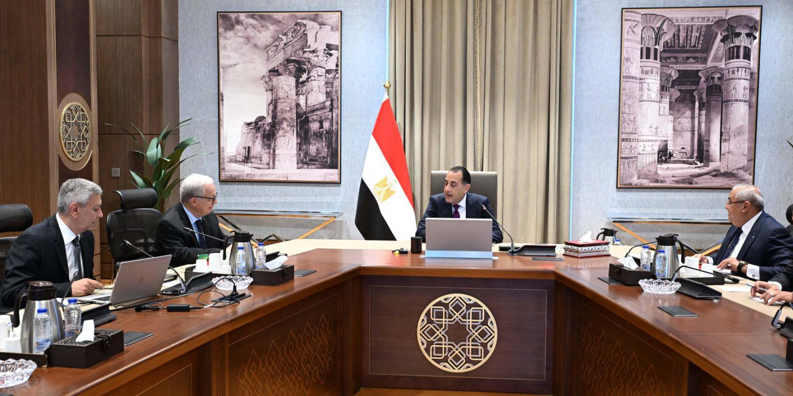 النهوض بقطاع الأدوية