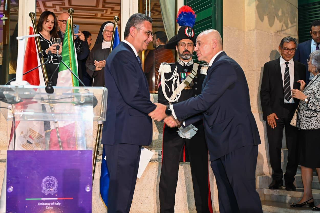 وزير التموين