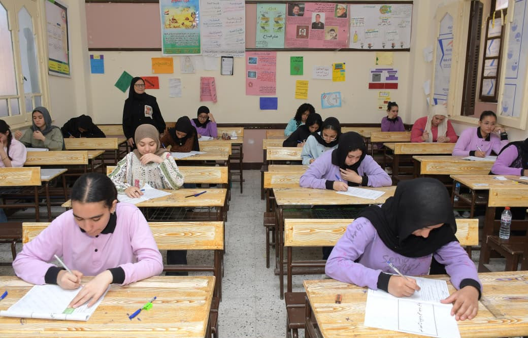امتحانات الاعدادية