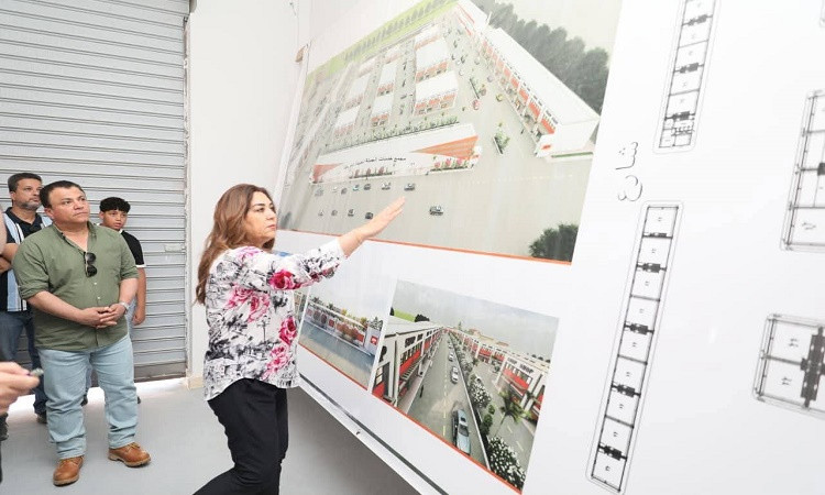 وزيرة البيئة ومحافظ البحرالأحمر يتفقدان إنشاء مجمع خدمات سوق الجملة ال