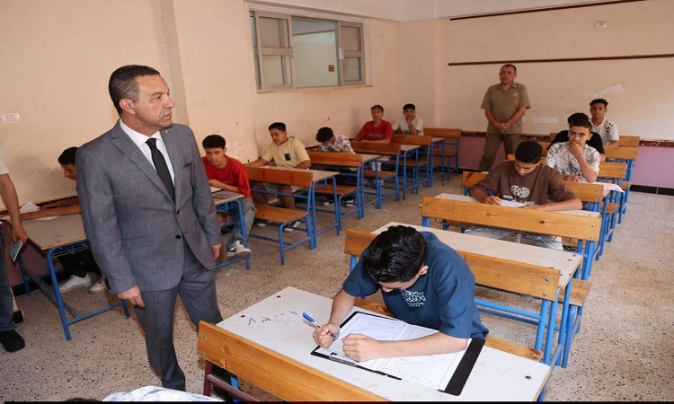 محافظ المنوفية يتفقد لجان امتحانات الشهادة الإعدادية بشبين الكوم