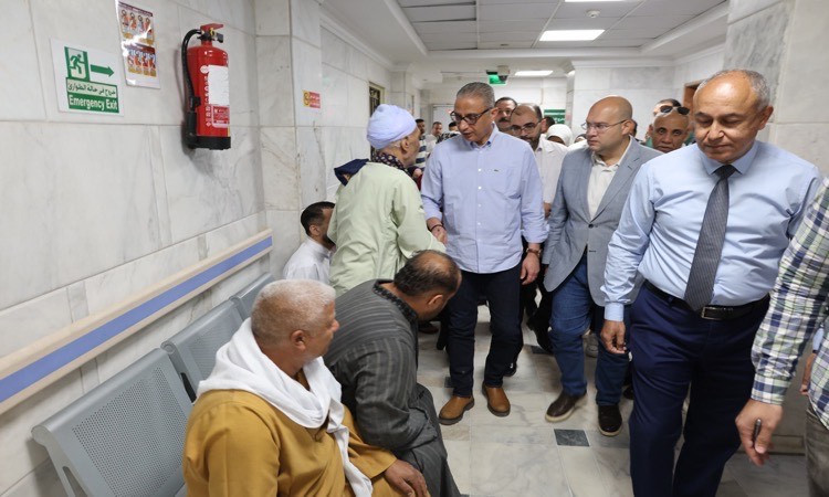 محافظ الجيزة يتفقد مستشفى شبرامنت المركزي بأبو النمرس لمتابعة مستوى ال