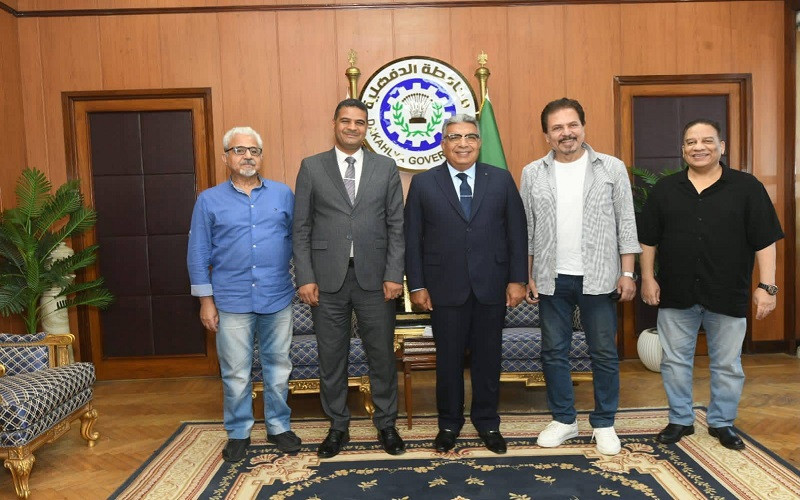الفنان محمد رياض