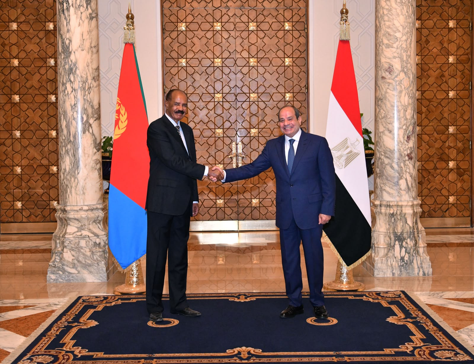 لقاء