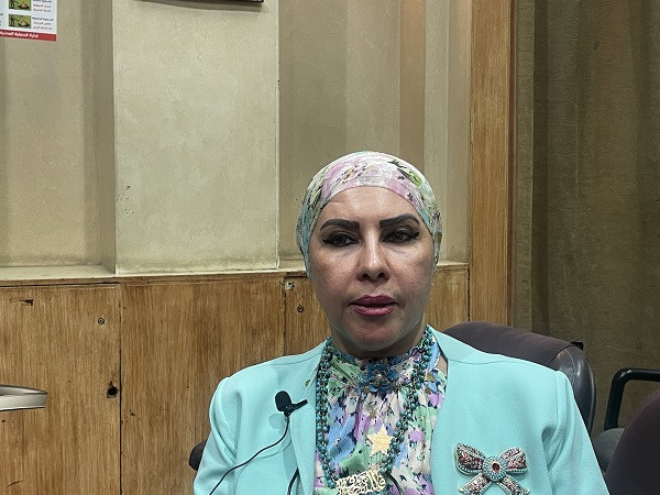الدكتورة منى فرج