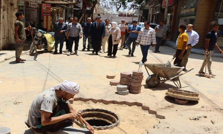 محافظ القليوبية يتابع أعمال تطوير الشوارع الداخلية بمدينة بنها