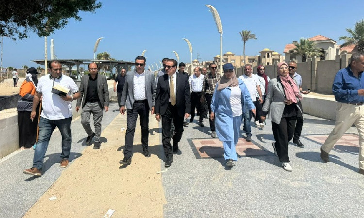 محافظ بورسعيد يوجه بتكثيف أعمال التطوير الجارية بكورنيش وشاطئ بورسعيد