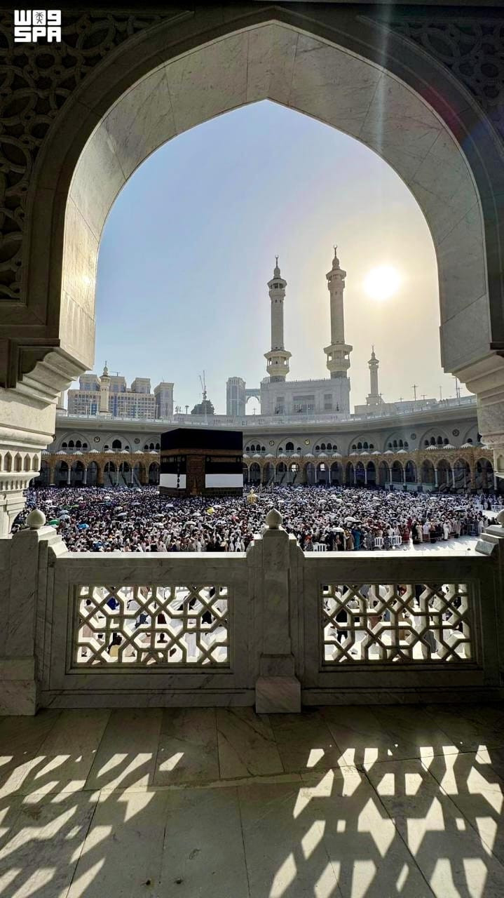 تغيير كسوة الكعبة