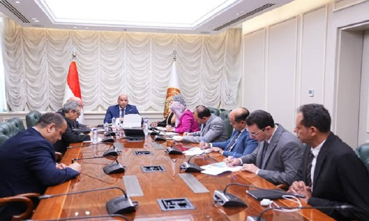 وزير العمل