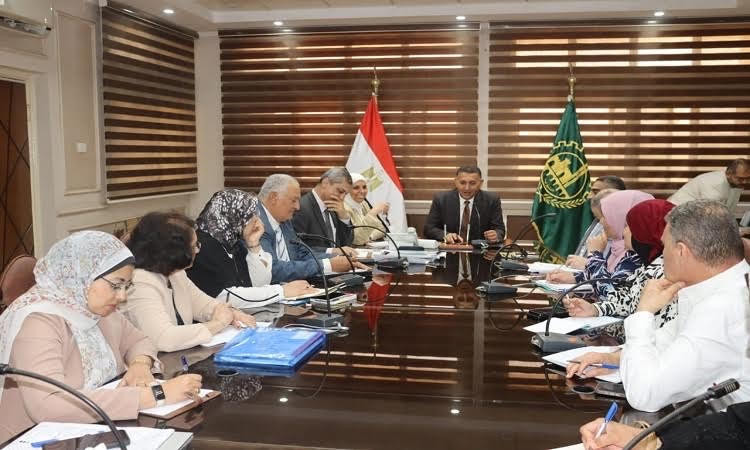 محافظ القليوبية يبحث تطوير جزيرة الشعير وتحويلها إلى مقصد سياحي عالمي&nbsp;