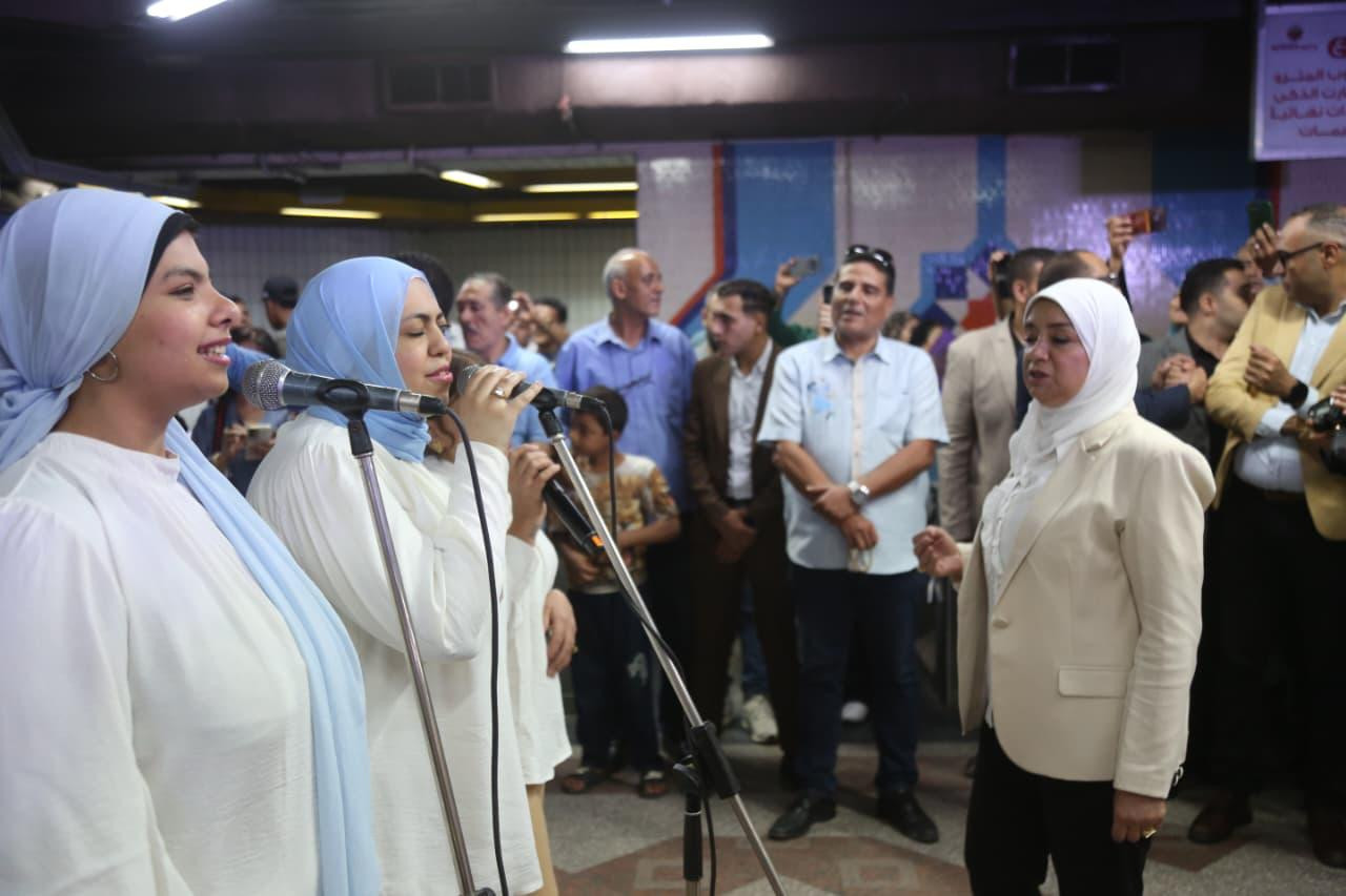 الثقافة في المترو