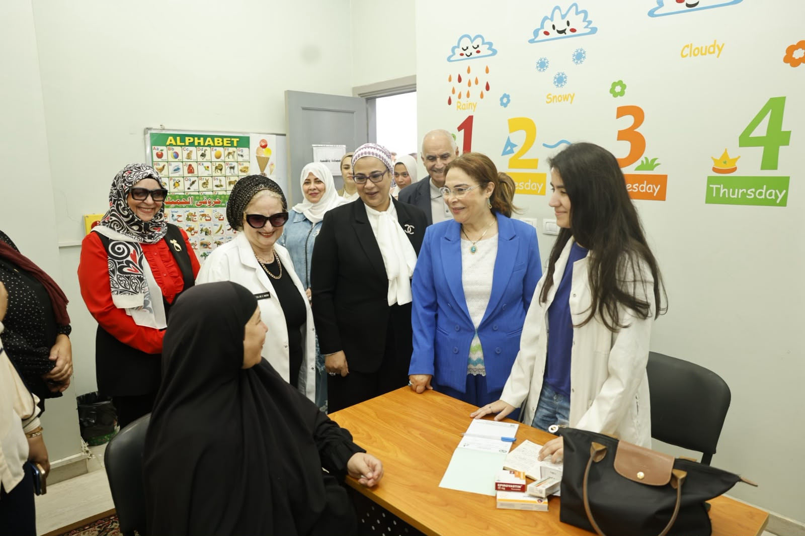 قافلة طبية مجانية بحي الأسمرات