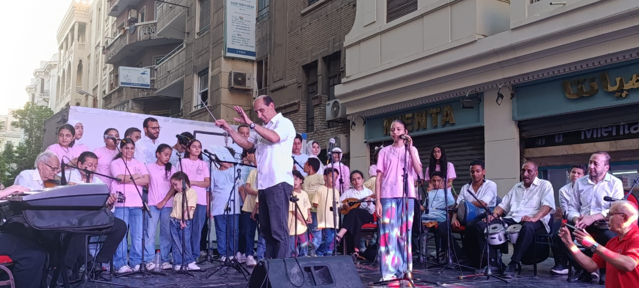 قصور الثقافة تنشر البهجة بين جماهير الأسكندرية في 