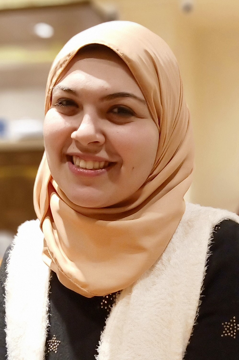 معرض منى عمر