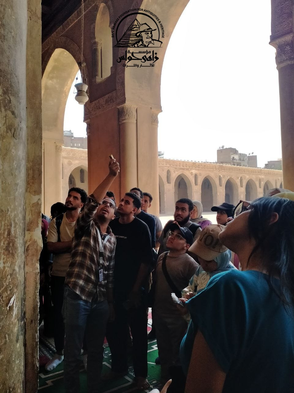 مؤسسة زاهي حواس في بن طزلون