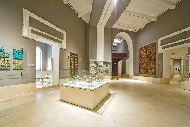 اثار حطمها الاخوان