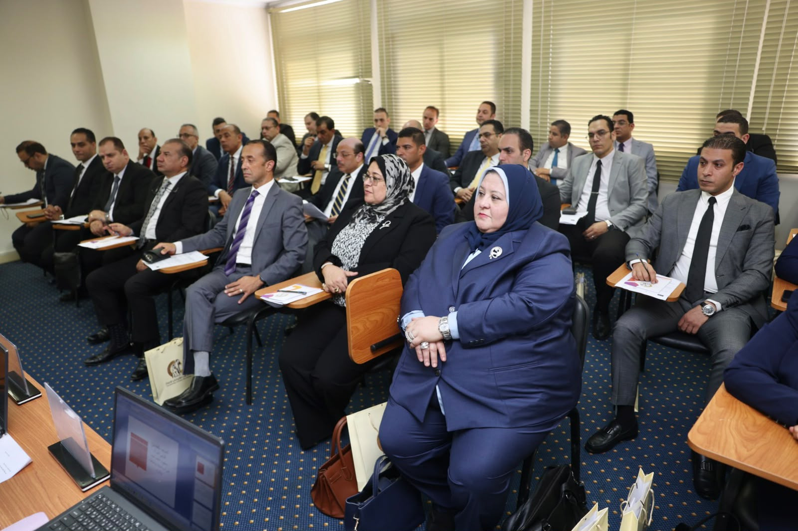 الورشة الثانية للقاضيات والقضاة بالإسكندرية