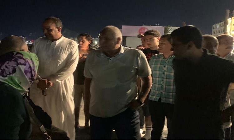 محافظ مطروح يتفقدالكورنيش فجرًاويوجه بإزالةالإشغالات والحفاظ على المظه