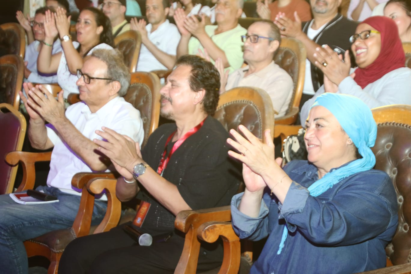 أكاديمية الفنون والمهرجان