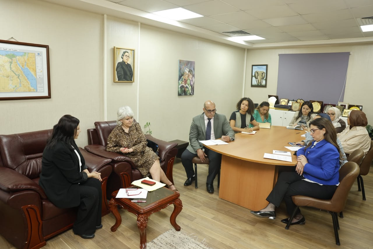 القومي للمرأة يستقبل السفيرة الفرنسية المعنية بحقوق الإنسان