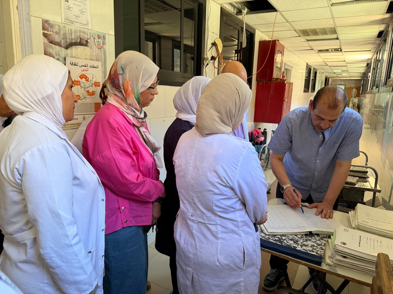 قنديل يتفقد مستشفى حلوان