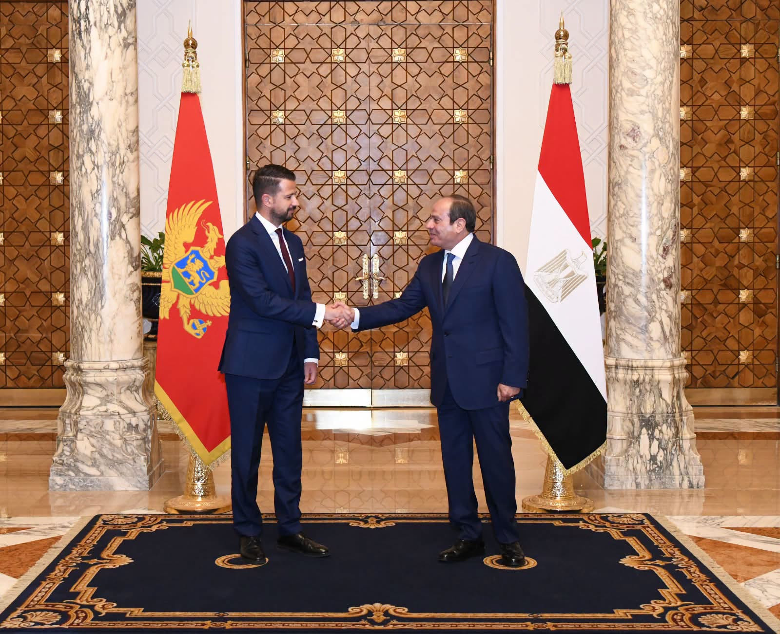 لقاء