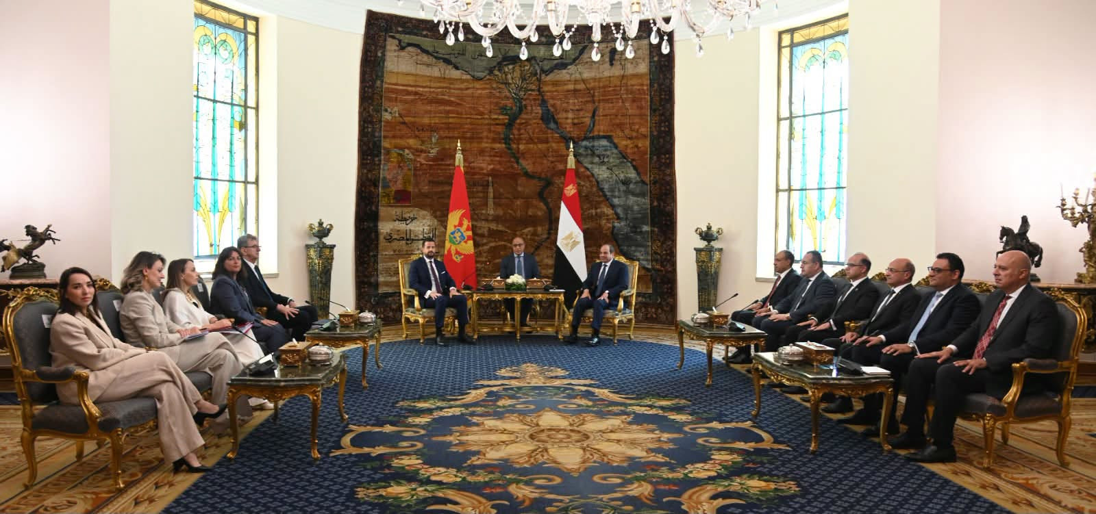 لقاء