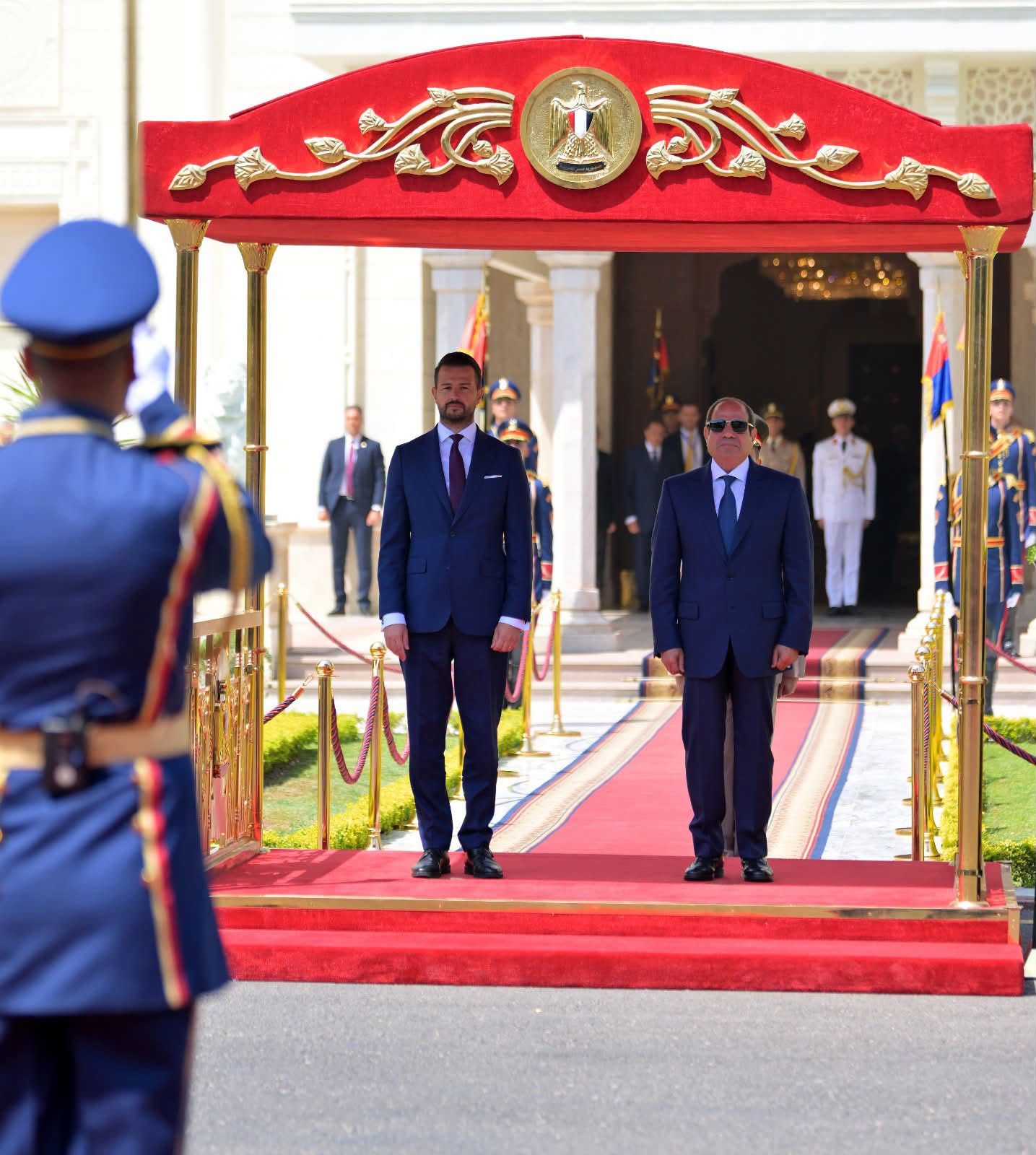 لقاء