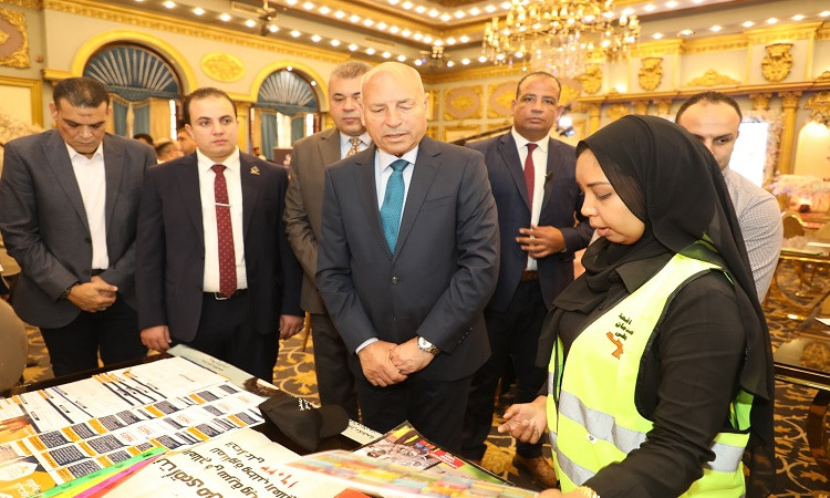 محافظ القاهرة يشهد فعاليات الملتقى التوظيفي بحي حدائق القبة