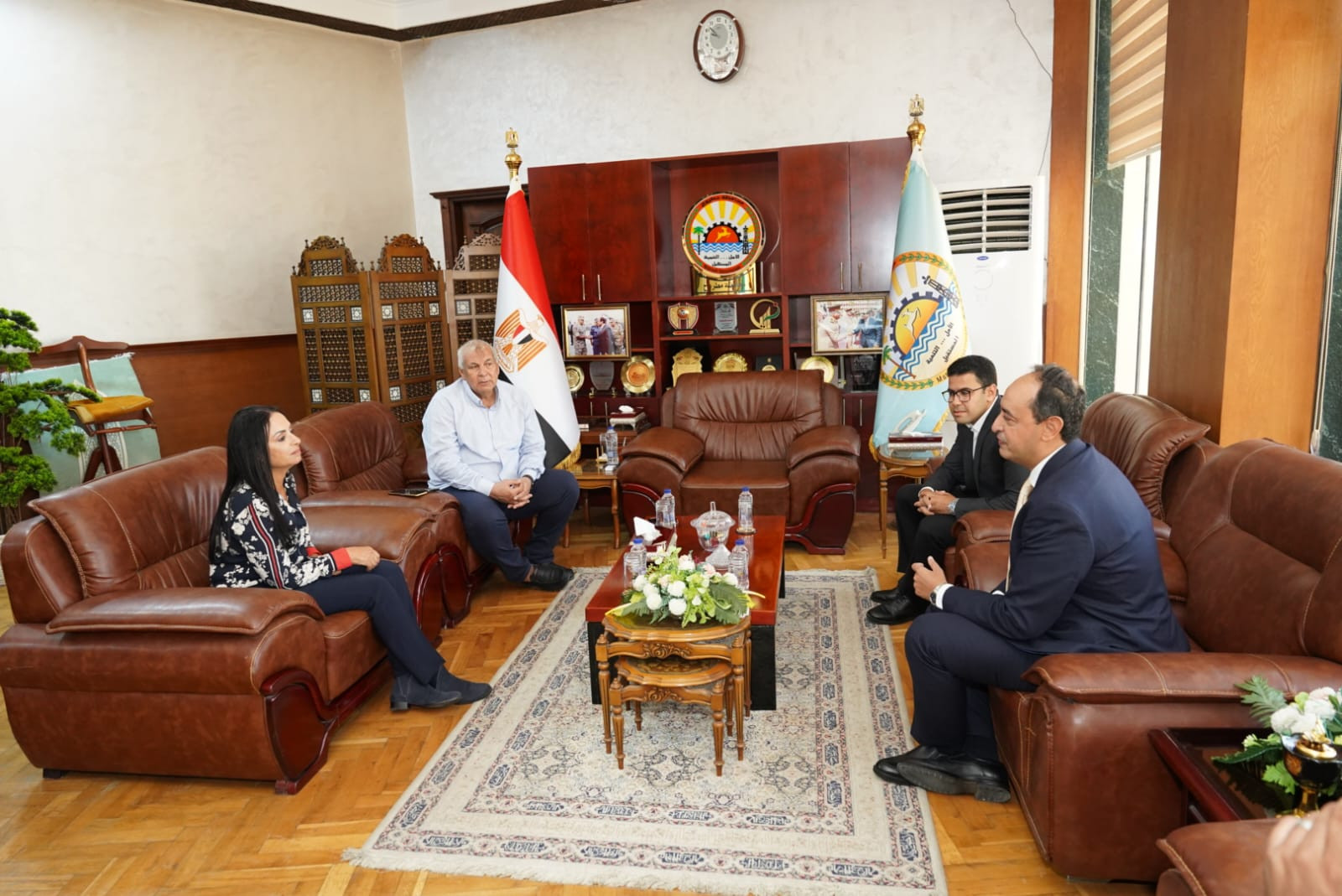 محافظ مطروح ووزيرة التضامن