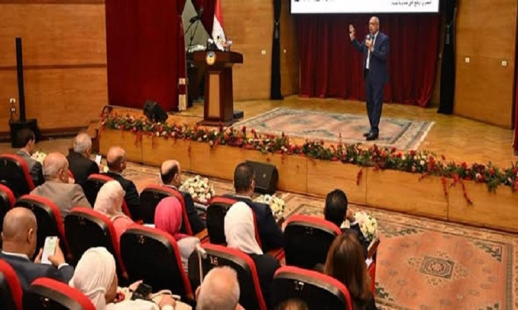 رئيس هيئة الرقابة على الصادرات يشارك في فعاليات مبادرة 