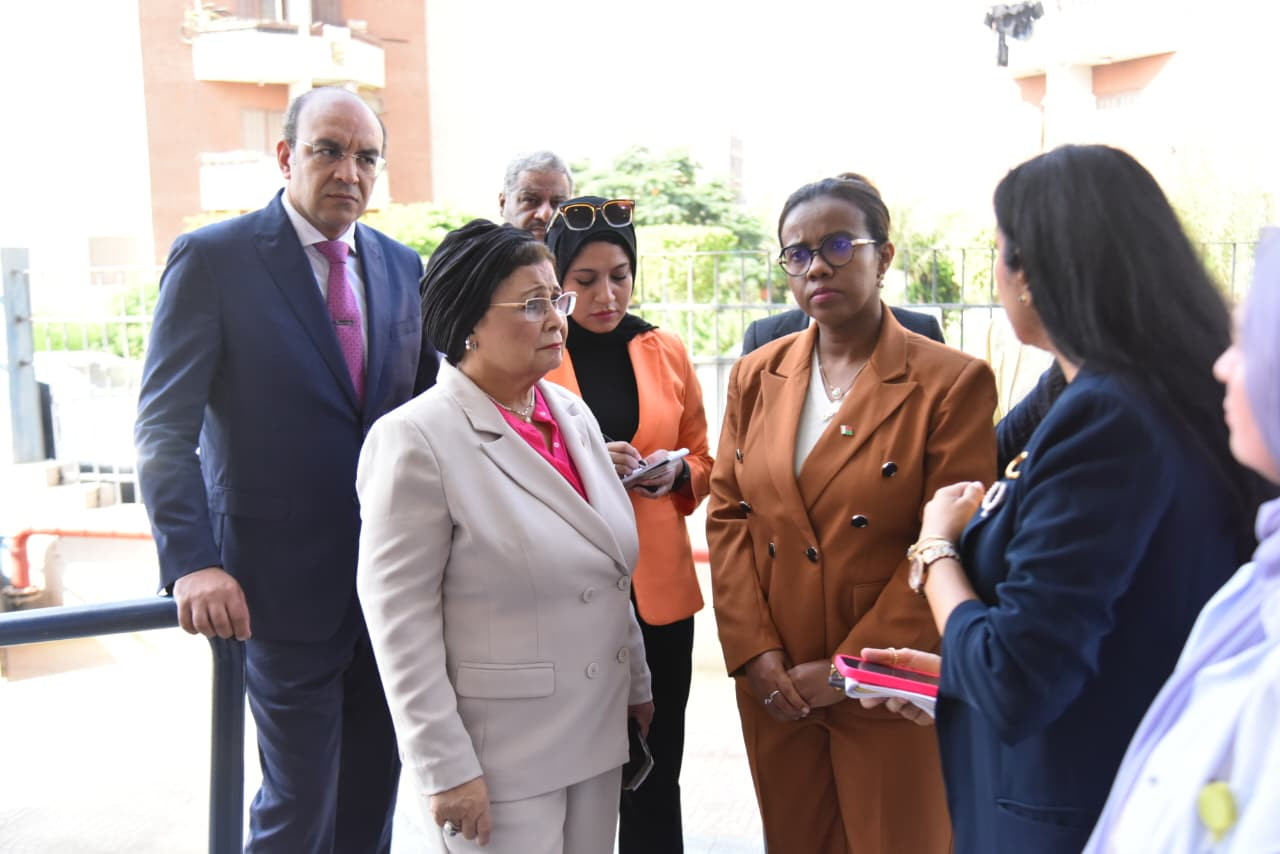 زيارة