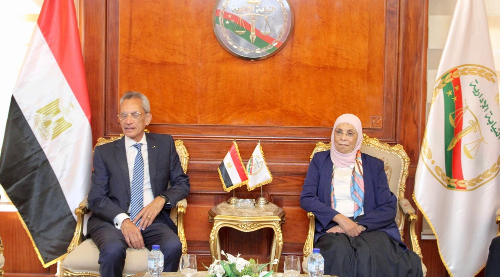 المجالس النيابية ورئيسة هيئة النيابة الإدارية