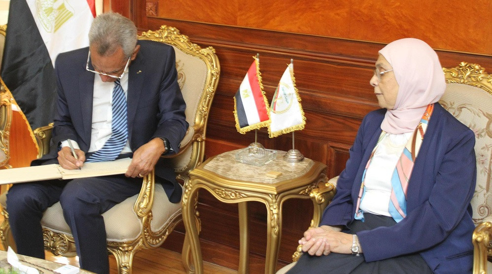 المجالس النيابية ورئيسة هيئة النيابة الإدارية