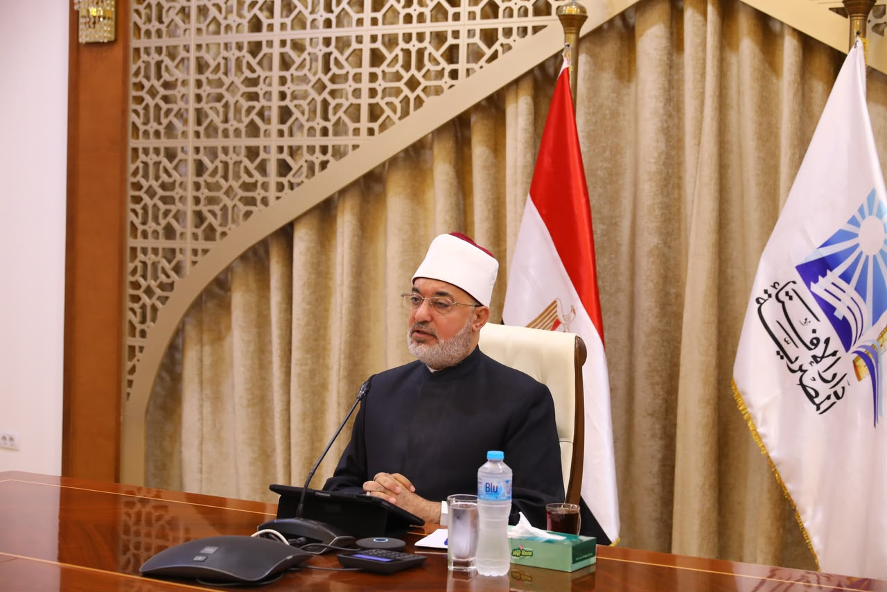 مفتي الجمهورية: تنزيه اله تعالى أصل محكم تفهم في ضوئه نصوص الصفات