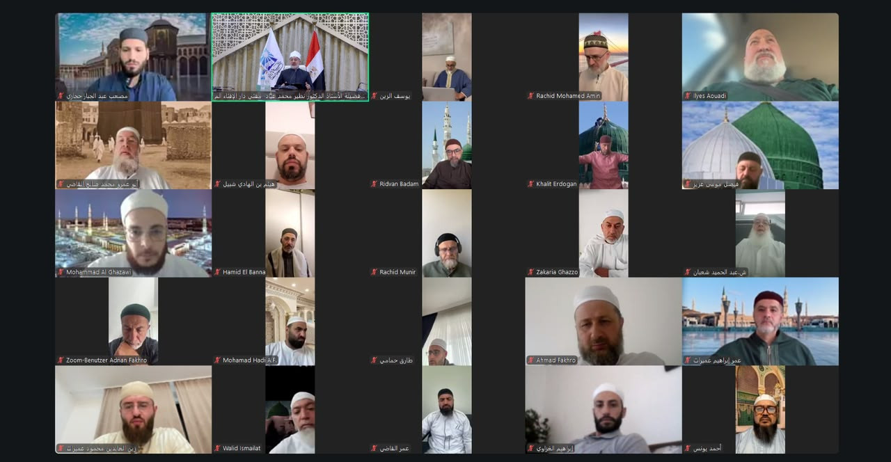 مفتي الجمهورية: تنزيه اله تعالى أصل محكم تفهم في ضوئه نصوص الصفات