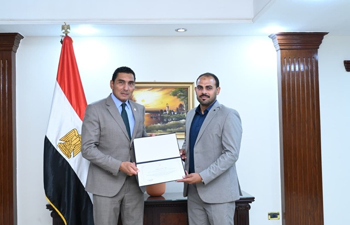 وزير الشباب1