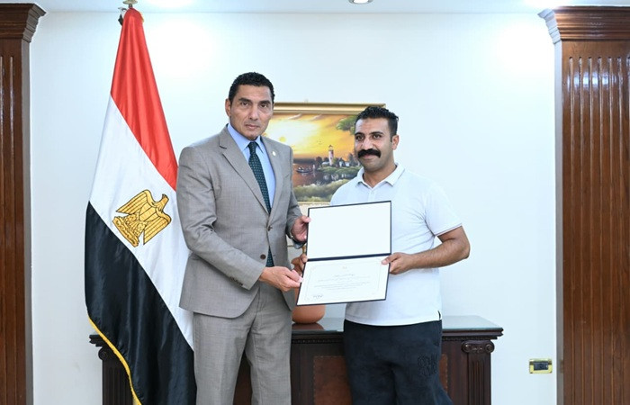 وزير الشباب2