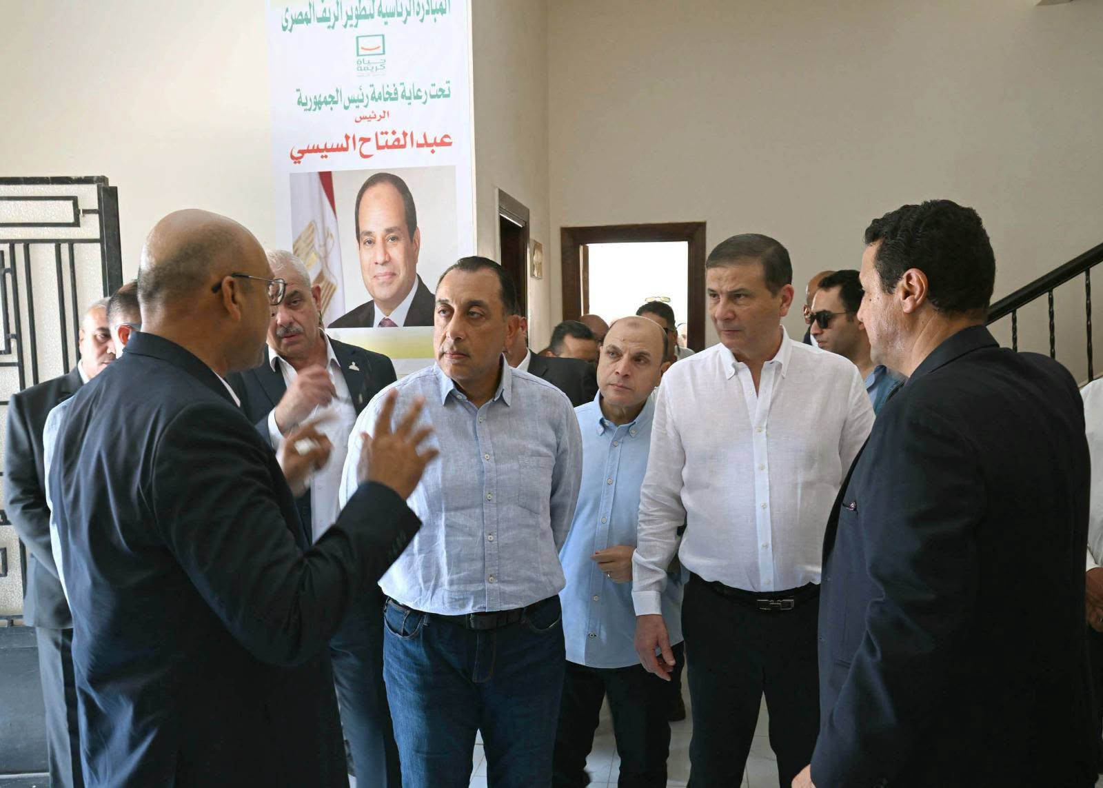 مج