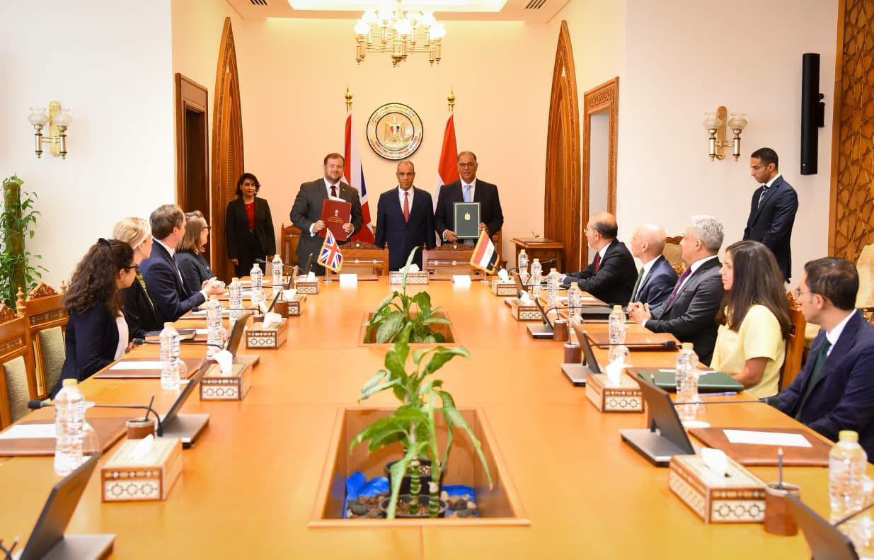 وزير الخارجية