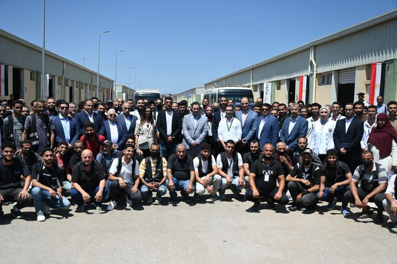 وزير الصناعة ومحافظ دمياط